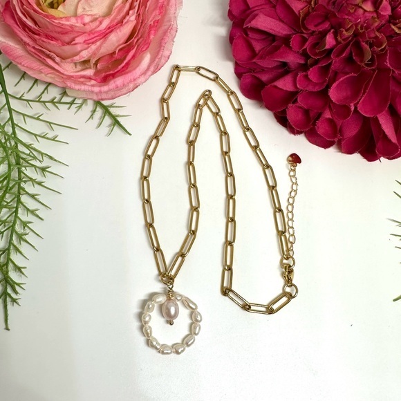 Saval Jewelry Jewelry - NEW⚜️Freshwater Pearl Handmade Charm Necklace